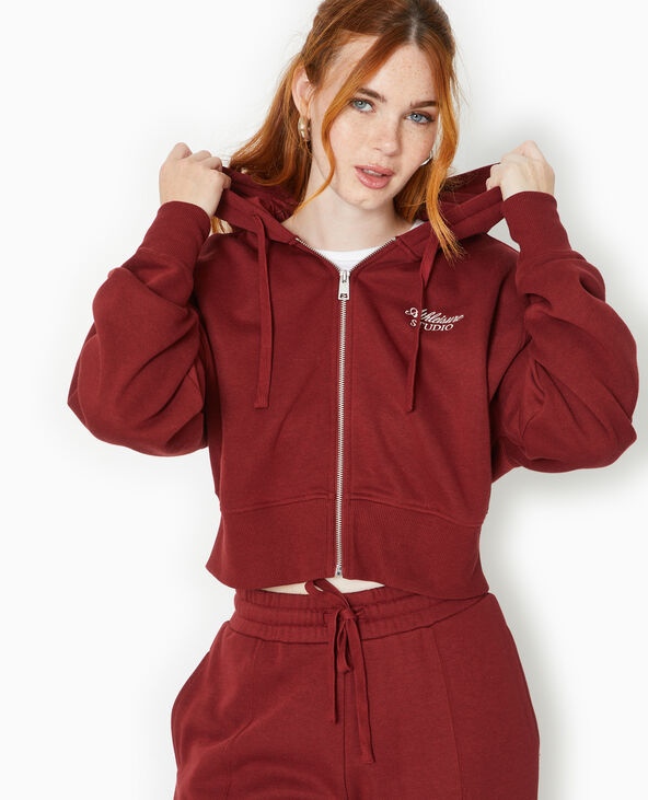 Sweat zippé avec capuche et broderie poitrine bordeaux - Pimkie