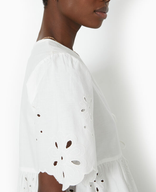 Blouse avec broderie anglaise et nouettes blanc - Pimkie